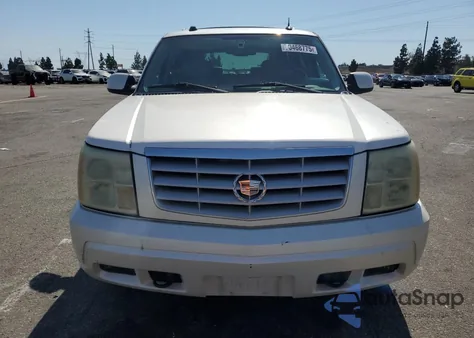 2004 Cadillac Escalade Luxury z USA, uszkodzony, nr VIN 1GYEC63T44R303784